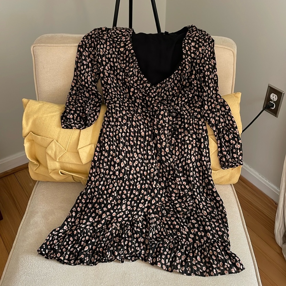 Lulus Wrap Dress Size XS Black with Pink Floral and Gold Stripes Like New